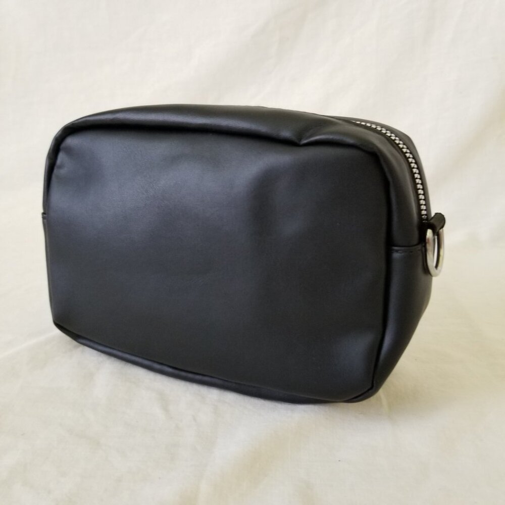 NEW! Small Vegan Leather Purse with Detachable Strap and Coin Pouch - Picture 10 of 14